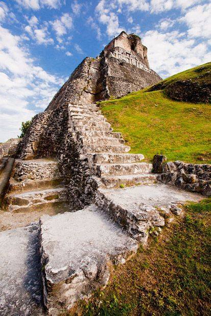 A3 Gotta admit we have a preference for the grand ancient sights. They don't make them like this anymore! #LPChat http://t.co/Nvhsznn3q0