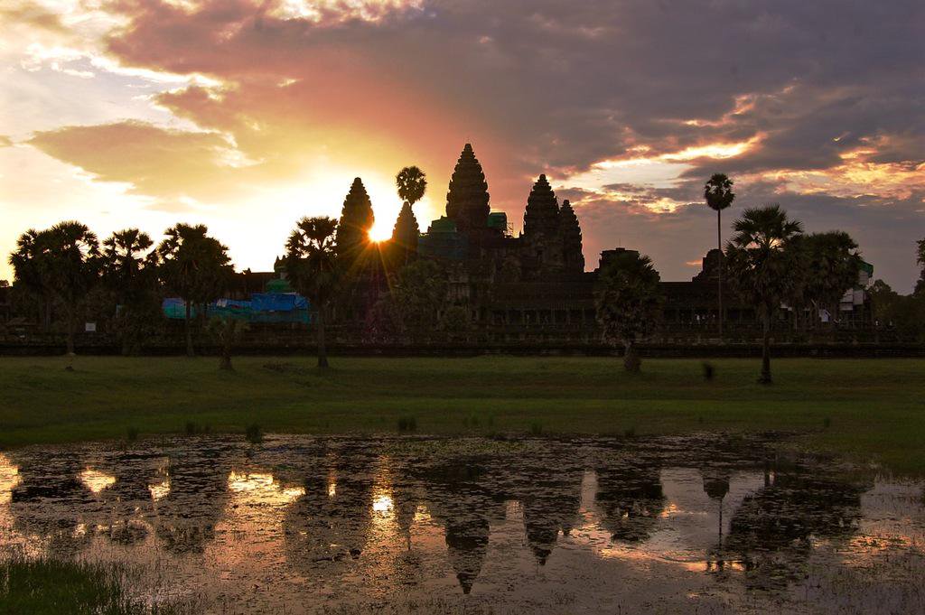 A5: We’ve seen 7 of the top 10 in #lptop500. Angkor was absolutely stunning (despite the scaffolding). #LPChat http://t.co/vGUpLW0cIs