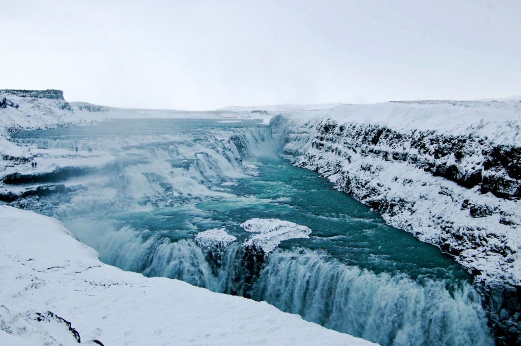 La cascada de Gullfoss en Islandia