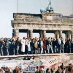 days-that-shook-the-world-berlin wall - 1