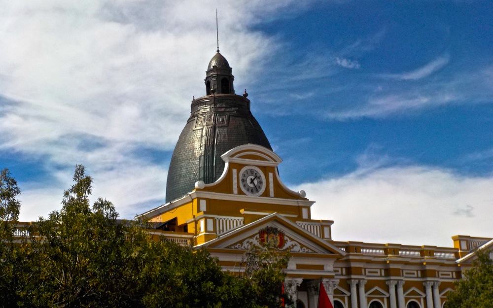 The backwards clock in La Paz – one of the interesting facts about Bolivia
