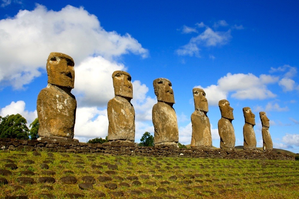 Moai-statues-of-Easter-Island