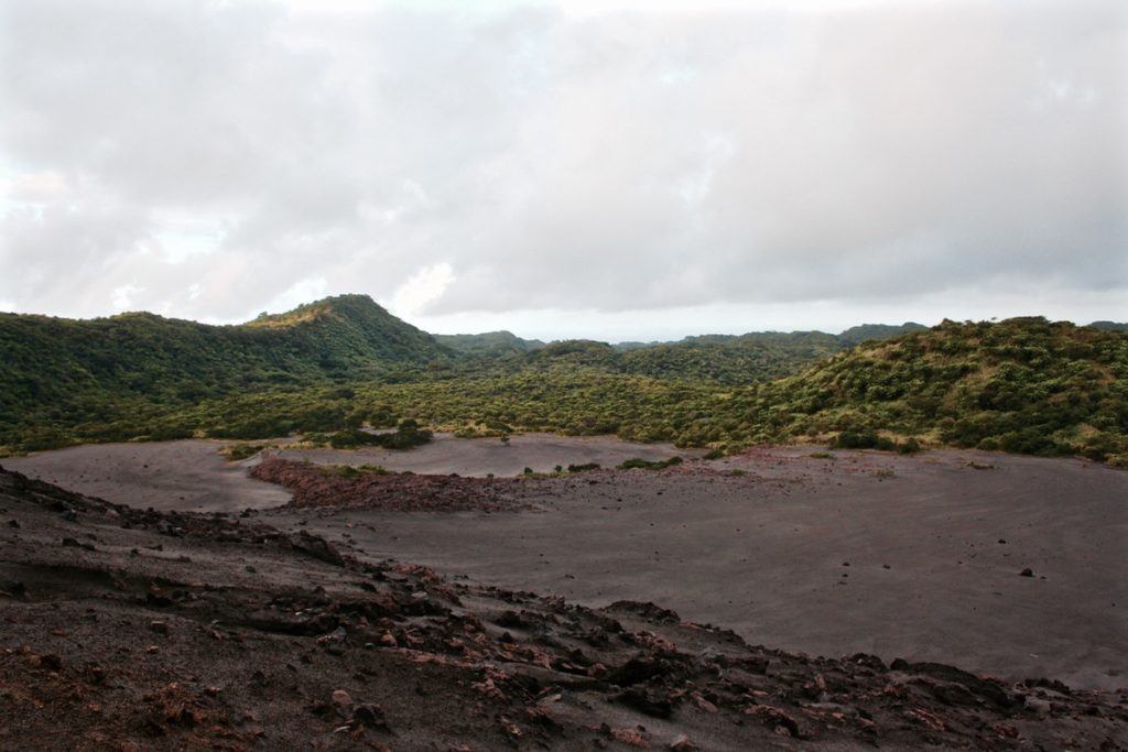 mount-yasur-volcano