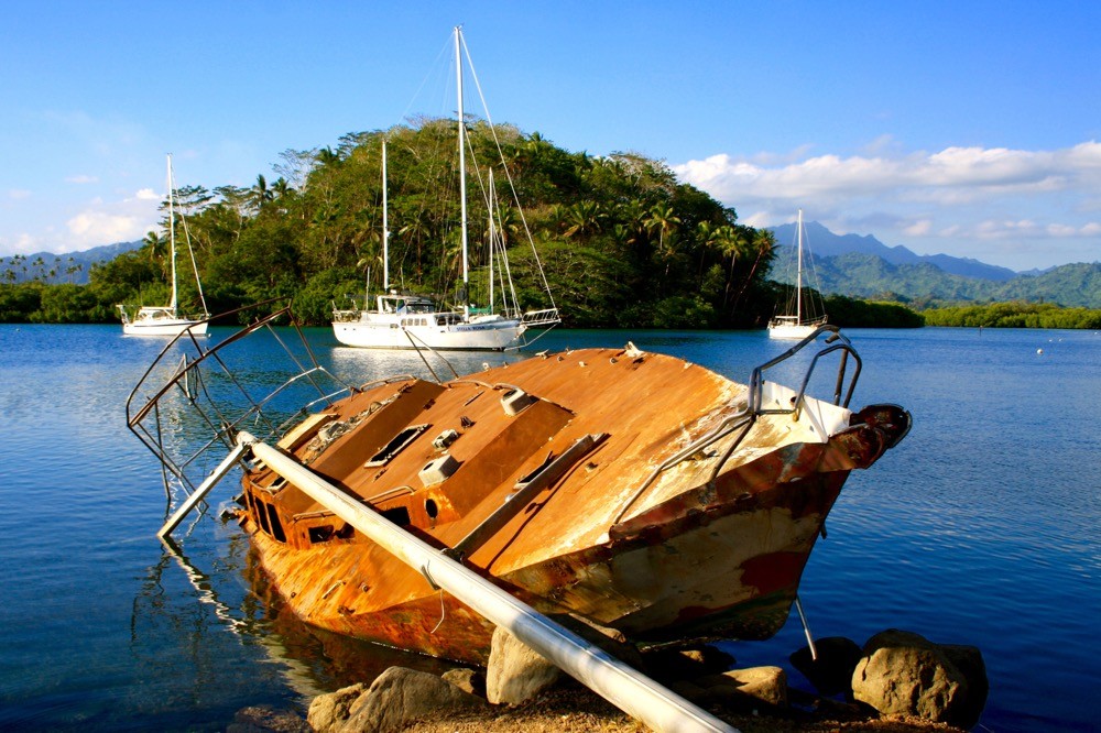 taveuni and vanua levu fiji