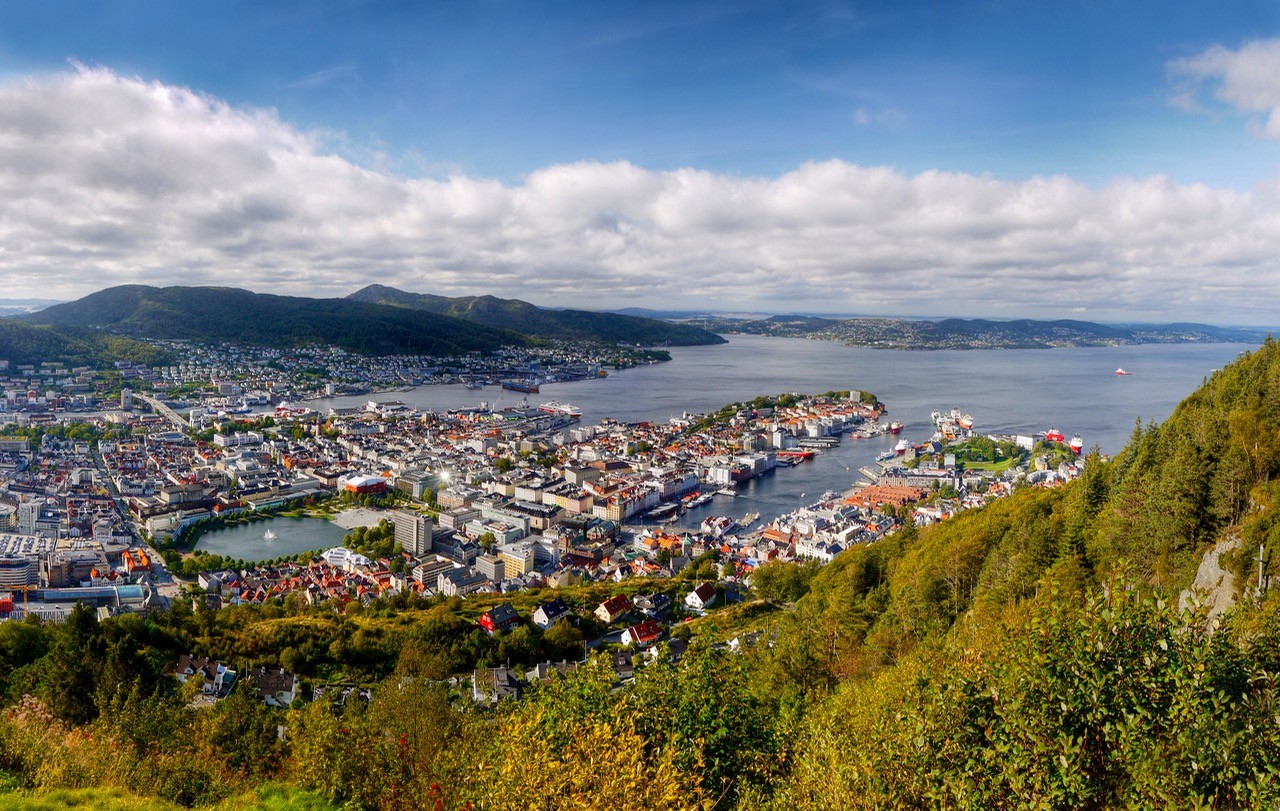 Pemandangan dari Gunung Floyen di Bergen, Norwegia