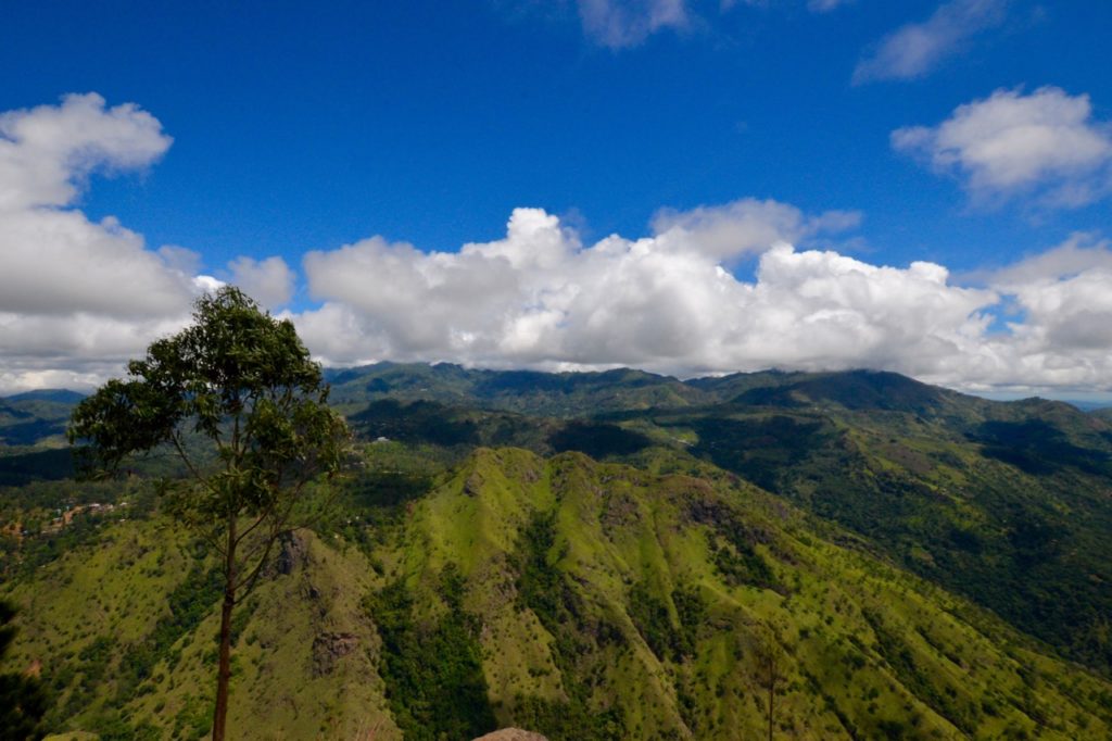 Hiking trails around Ella Sri Lanka - Ella Rock