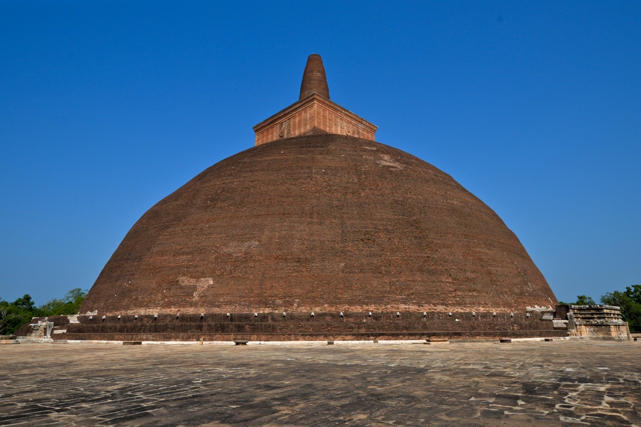 We had Abhayagiri Dagoba all to ourselves