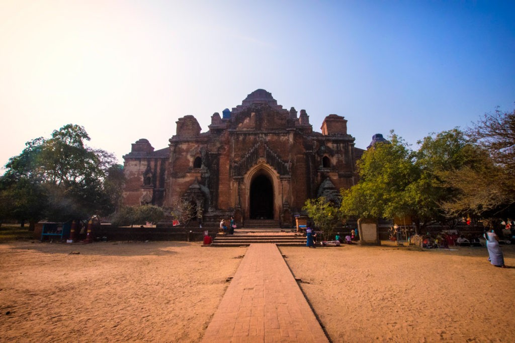 Cycling-Bagan-Dhammayangyi-Pahto