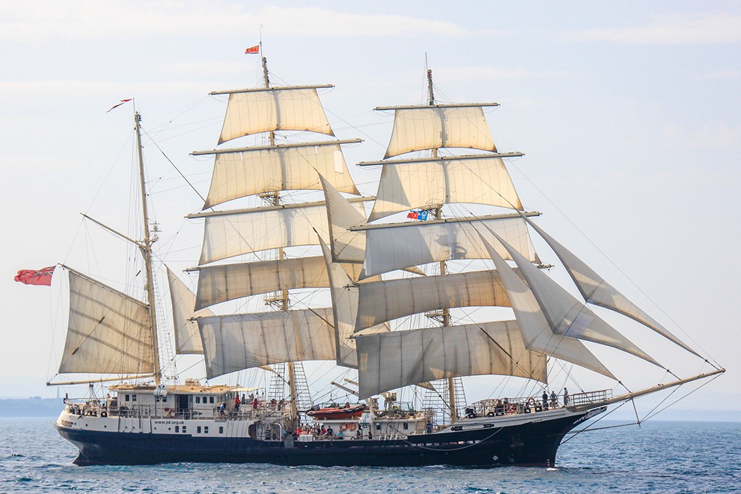 adventure sailing holidays-tenacious