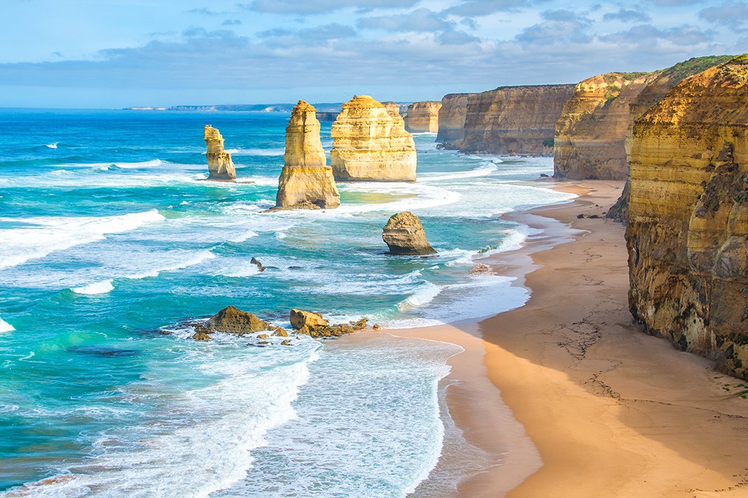 Great Ocean Road attractions 12 Apostles