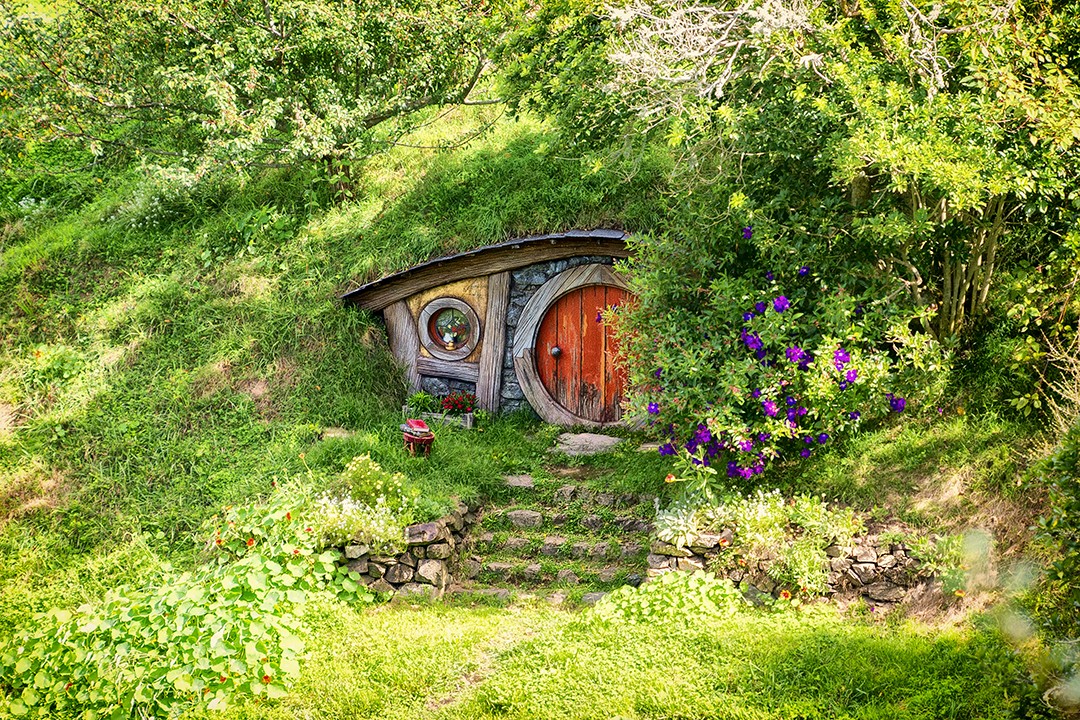 Tourists to New Zealand can visit Hobbiton