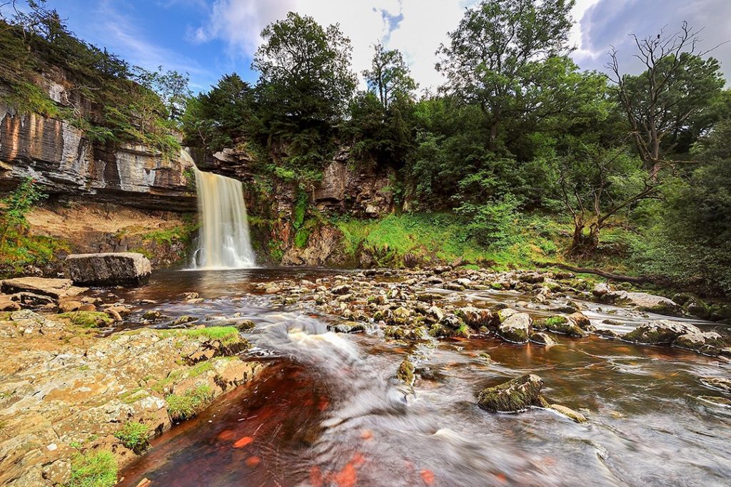 las mejores vistas en el Yorkshire Dales Thornton Force 2