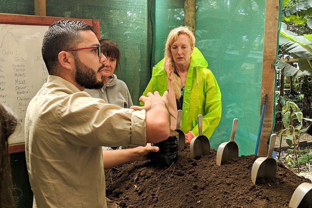 A quick tutorial before our tree-planting session at monteverde cloud forest