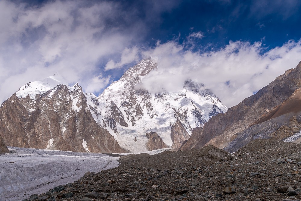 Mountains account for many of the interesting facts about Pakistan