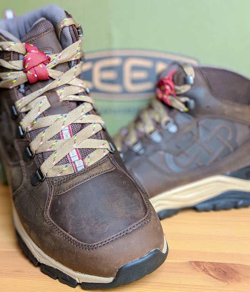 my new hiking boots for the K2 base camp gear list