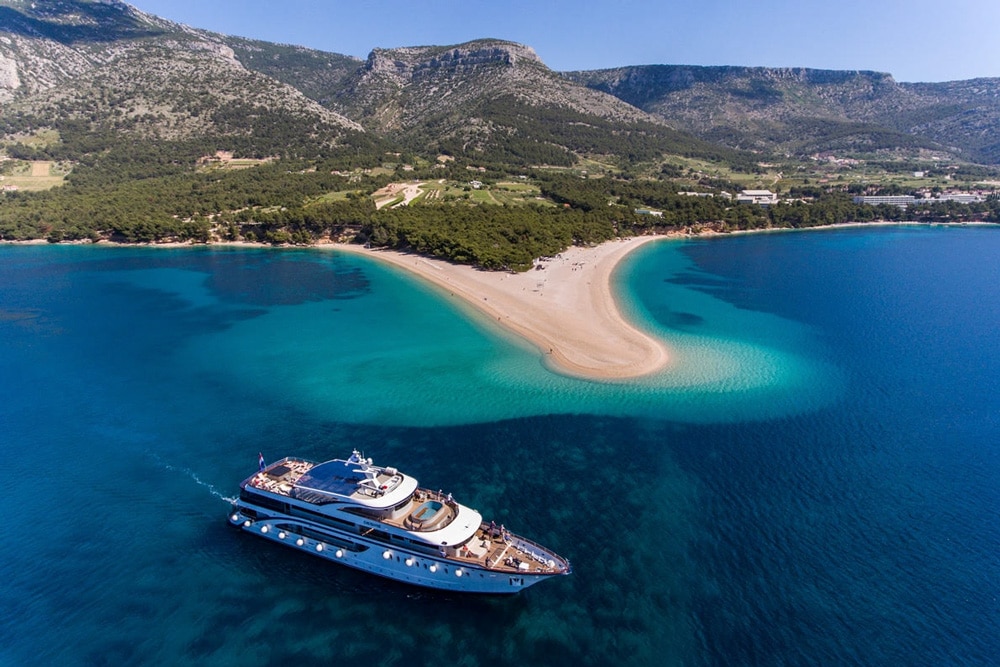 vencer a las multitudes en Croacia tomando un crucero