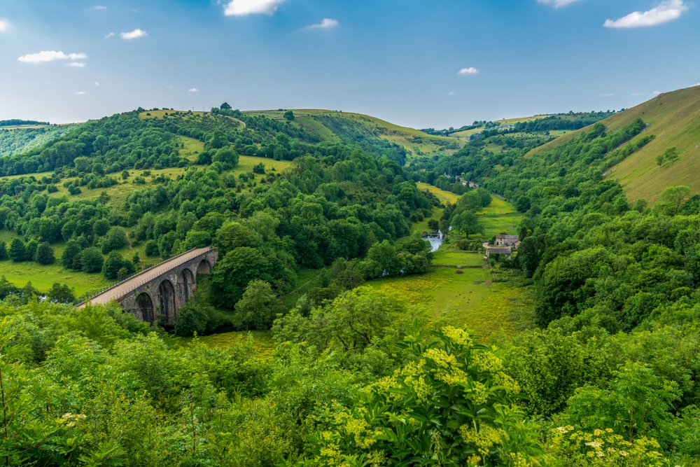 Monsal Dale es una de las rutas de senderismo más populares de Inglaterra