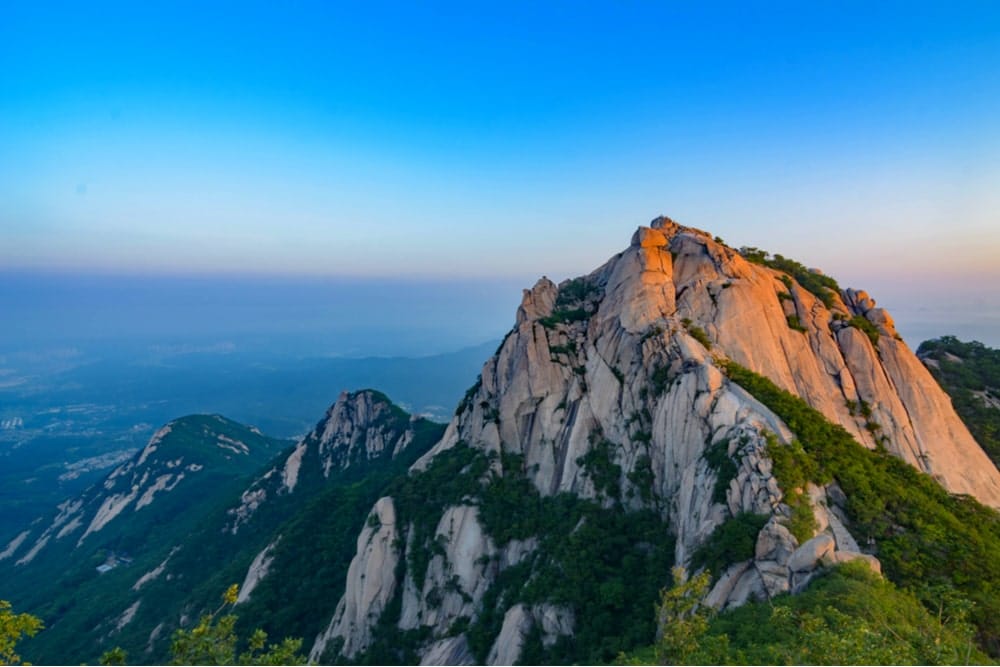 El Pico Baegundae en el Parque Nacional de Bukhansan