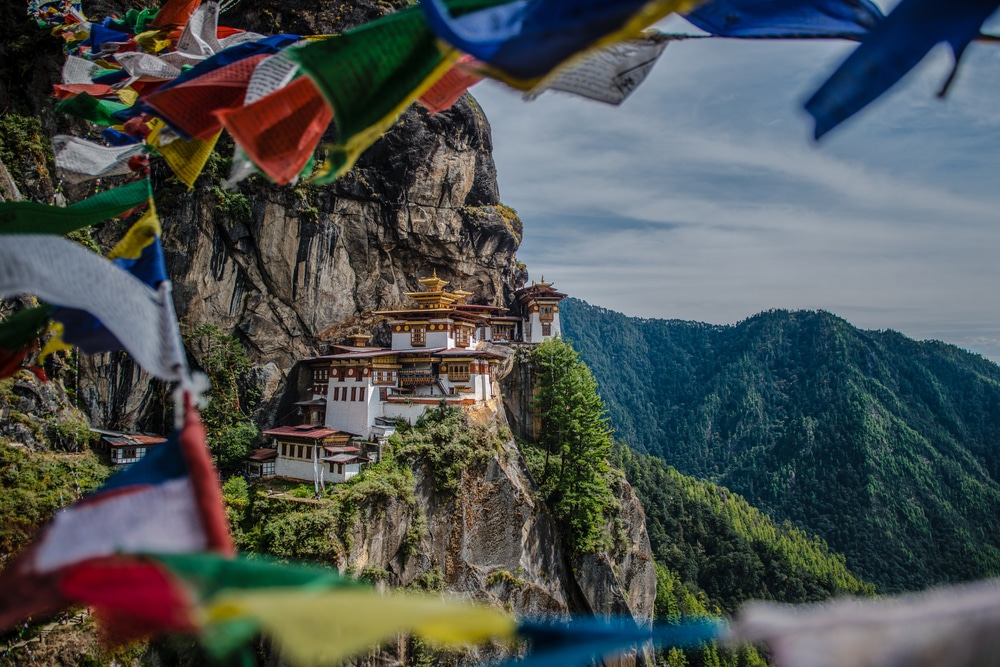 El Monasterio de Taktsang en Bhután es uno de los mejores lugares de Asia para hacer caminatas desconocidas.