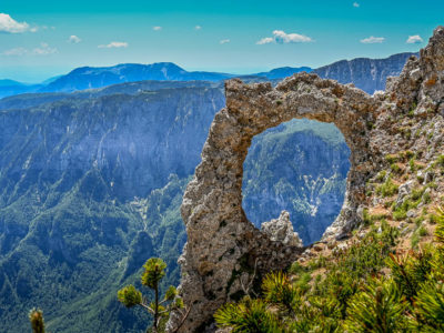 The ring-shaped rock formation of Hajdučka Vrata (Outlaw’s Gate) on Čvrsnica