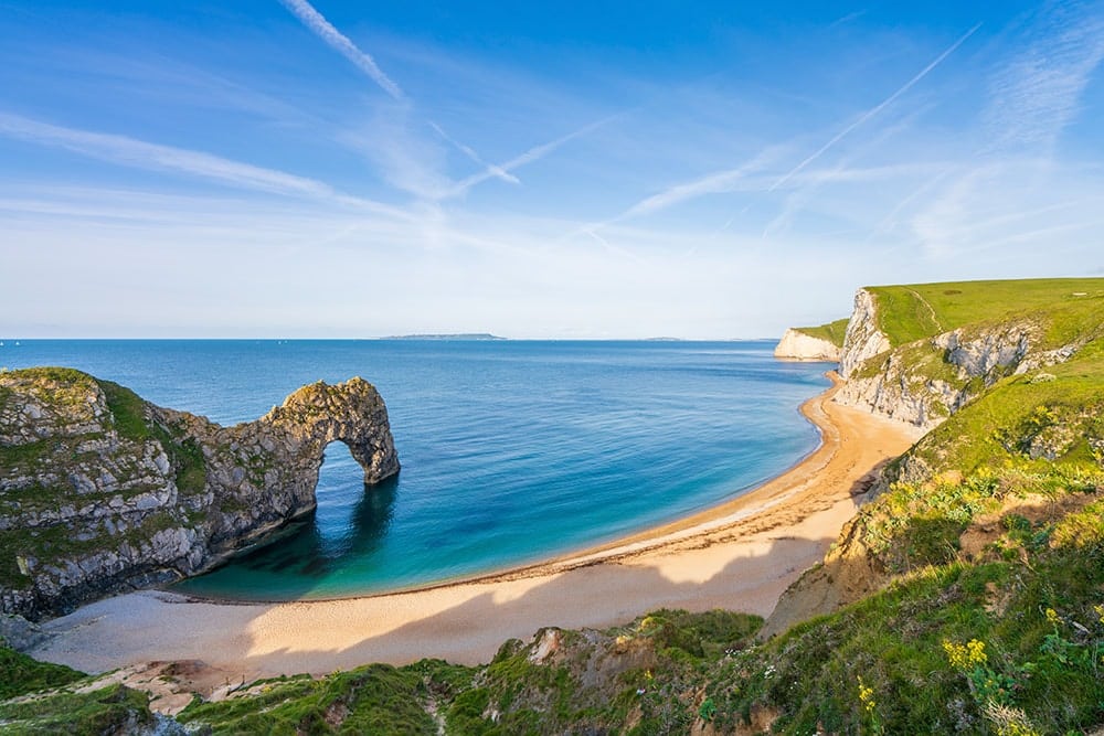 best natural: wonders in the uk: the arch of Durdle Door