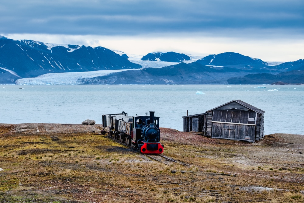 An old train on Ny-Ålesund – one of the reasons to visit Svalbard