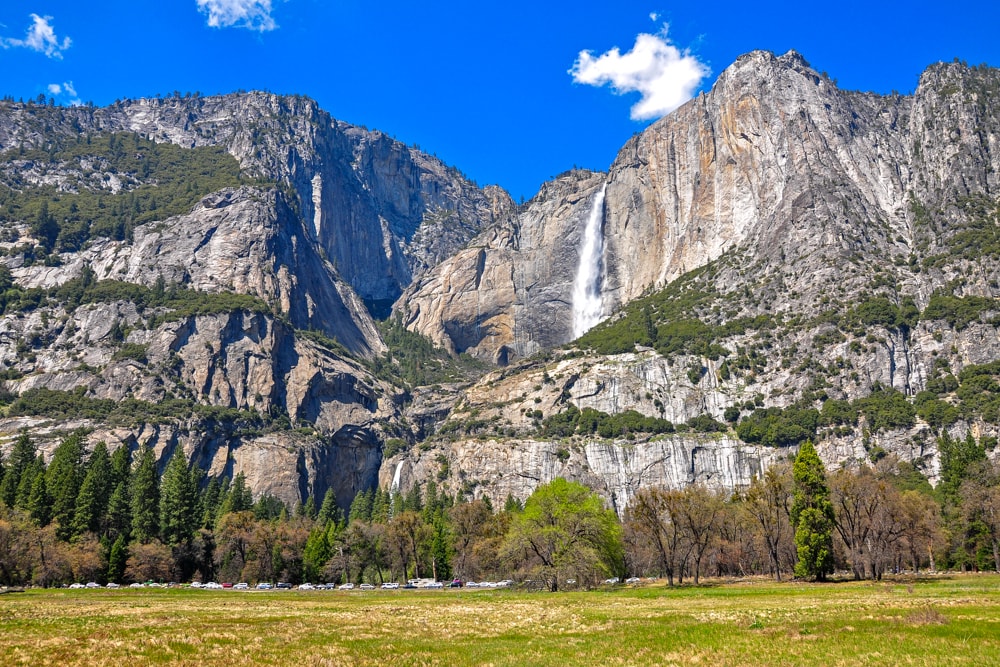 The Valley Loop Trail is best hike in Yosemite national park