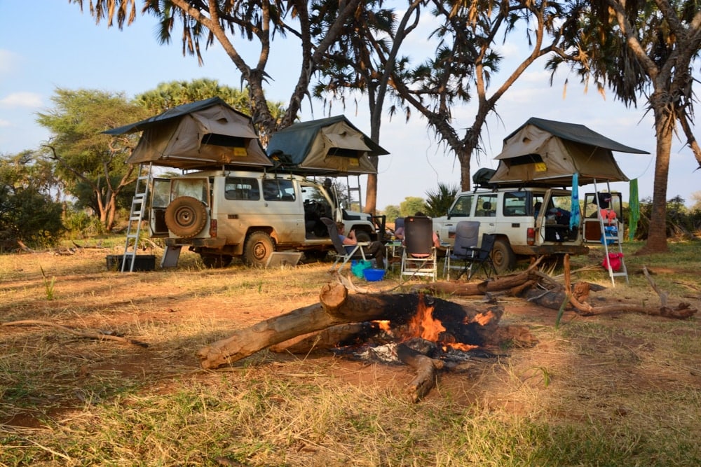 Camping with roof-top tent