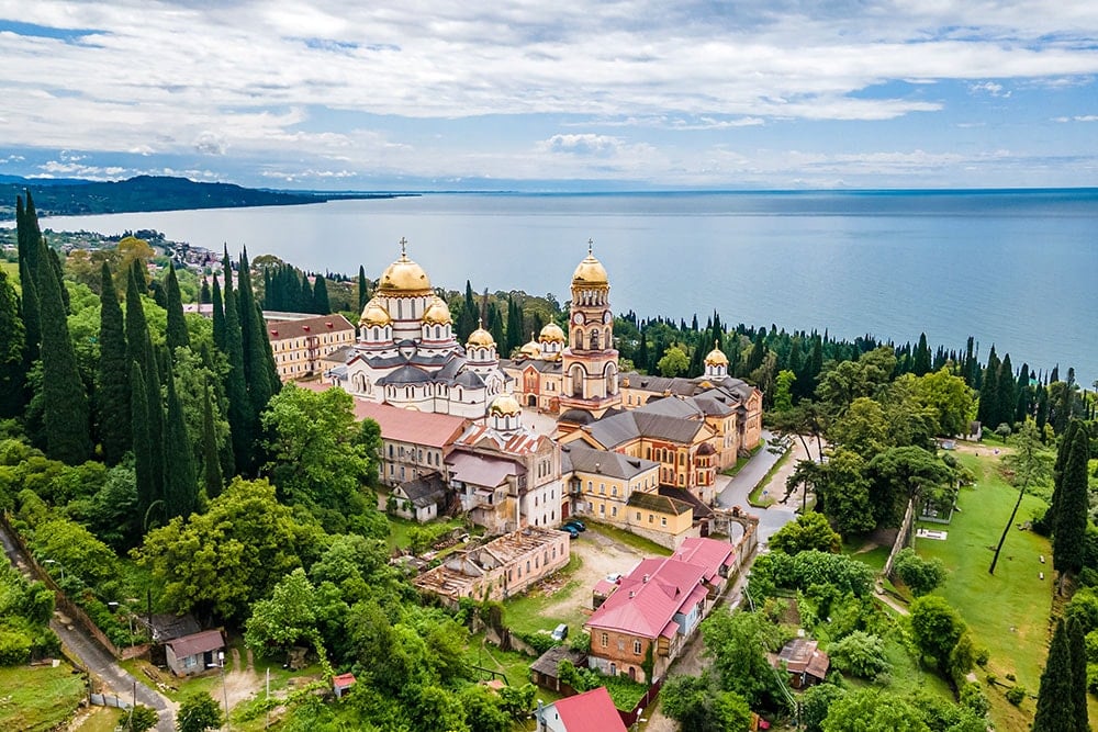 Biara Athos Baru di Abkhazia: fakta menarik tentang Georgia