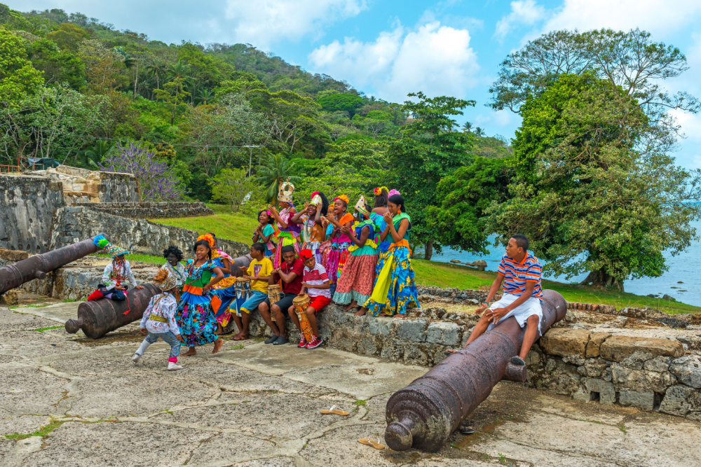 A group of locals dancing at the colonial fortress