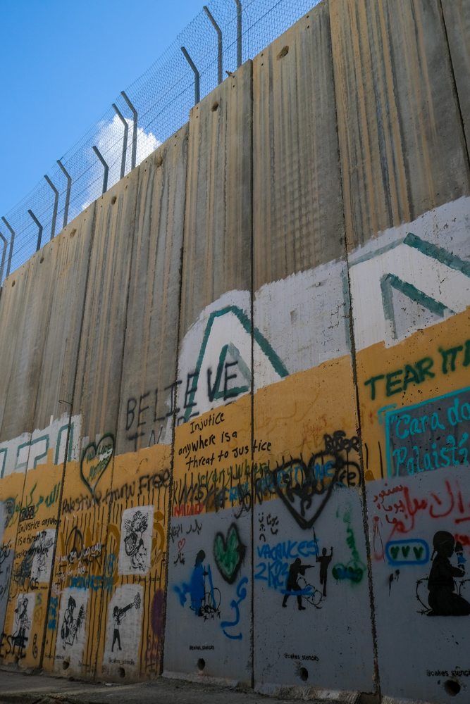 street art on the Israeli West Bank barrier