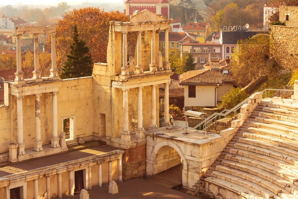 El teatro romano de Philippopolis en Plovdiv, Bulgaria