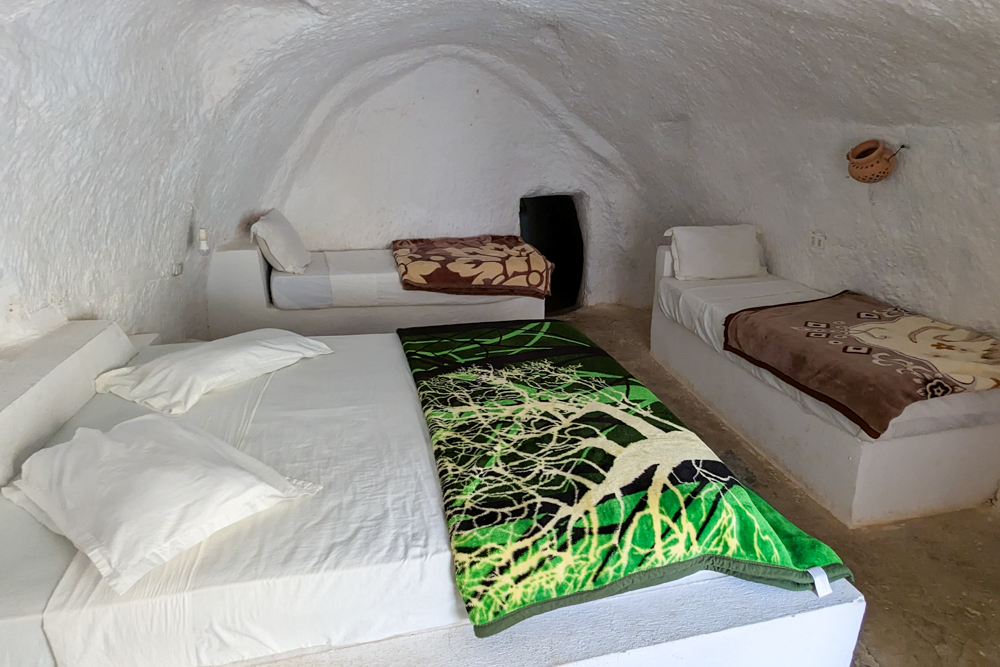 Inside a bedroom at Hotel Sidi Idriss