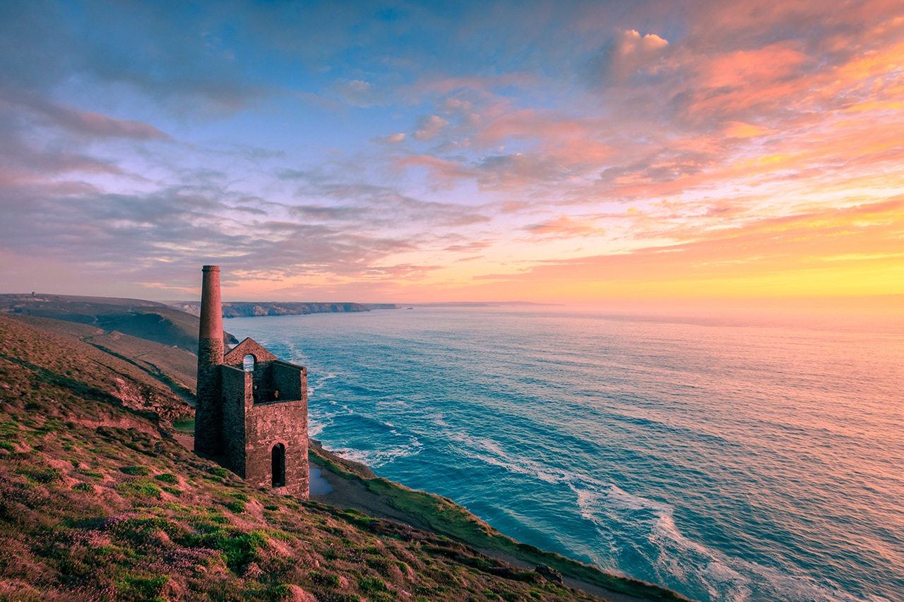 Wheal Coates at sunset – one of the best views in Cornwall